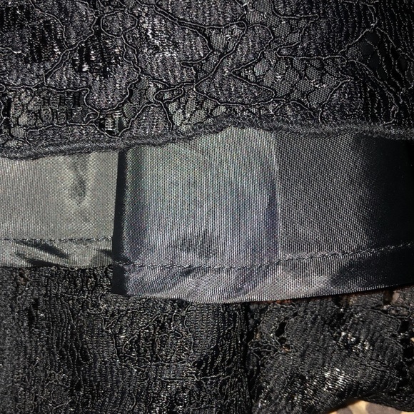 A WEAR large black lace  high low pencil skirt - Picture 3 of 12